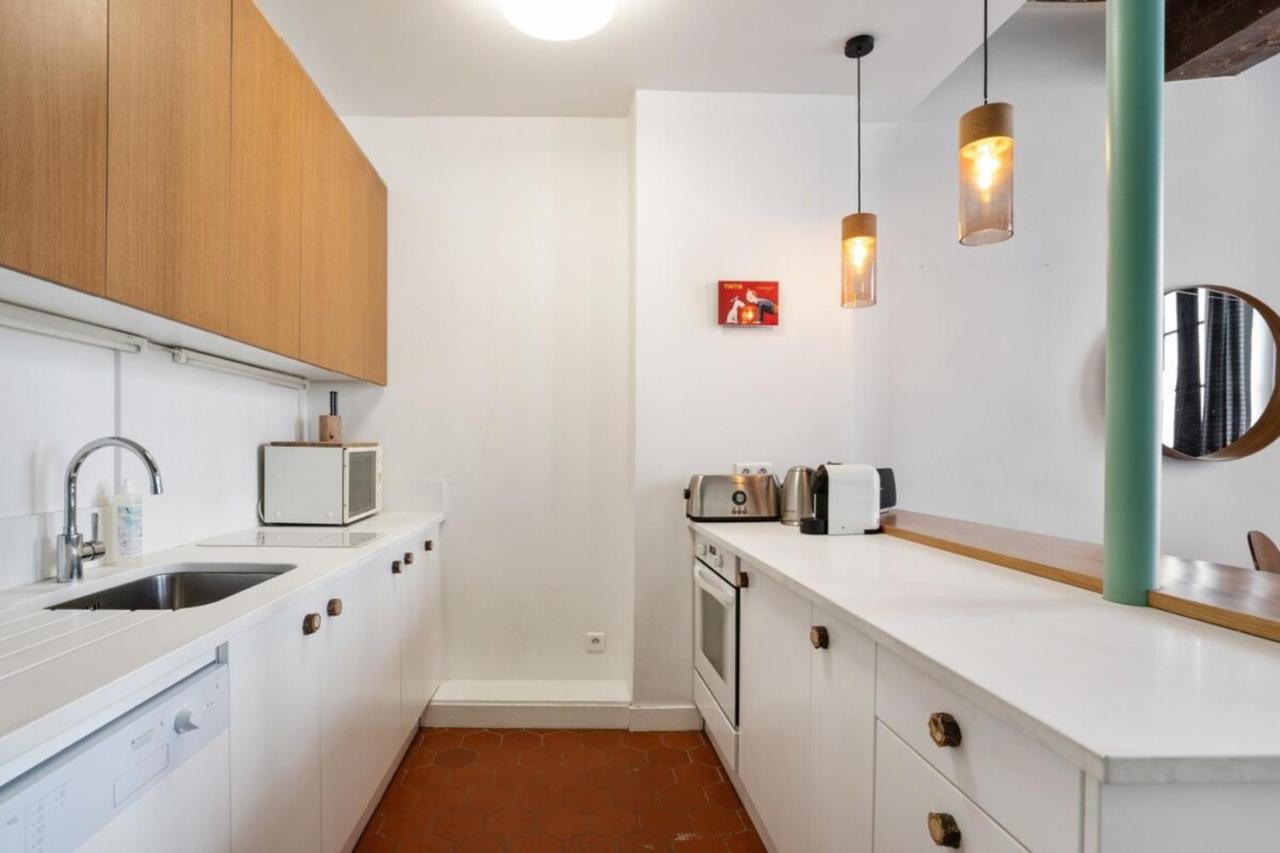 Appartement Parisian With Terrace In Saint Michel-notre Dame Paris